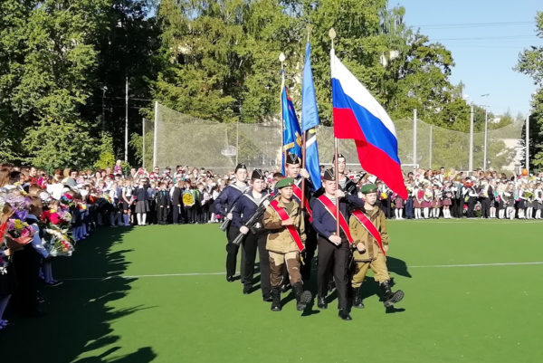 Уходили первоклашки на нелепую войну