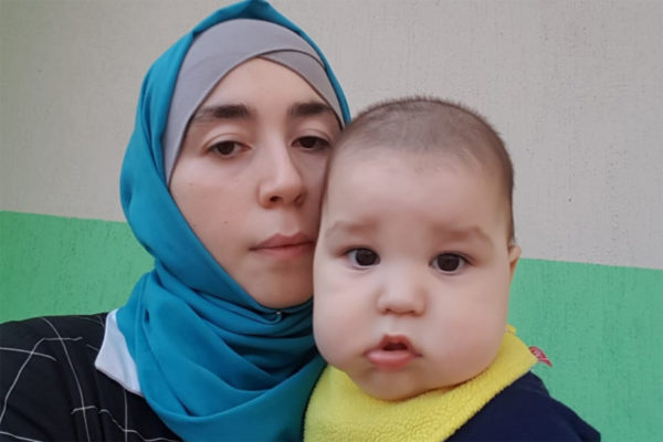 «Мы невиновны и победим». Жена Абдулмумина Гаджиева — о его деле и жизни семьи за год ареста