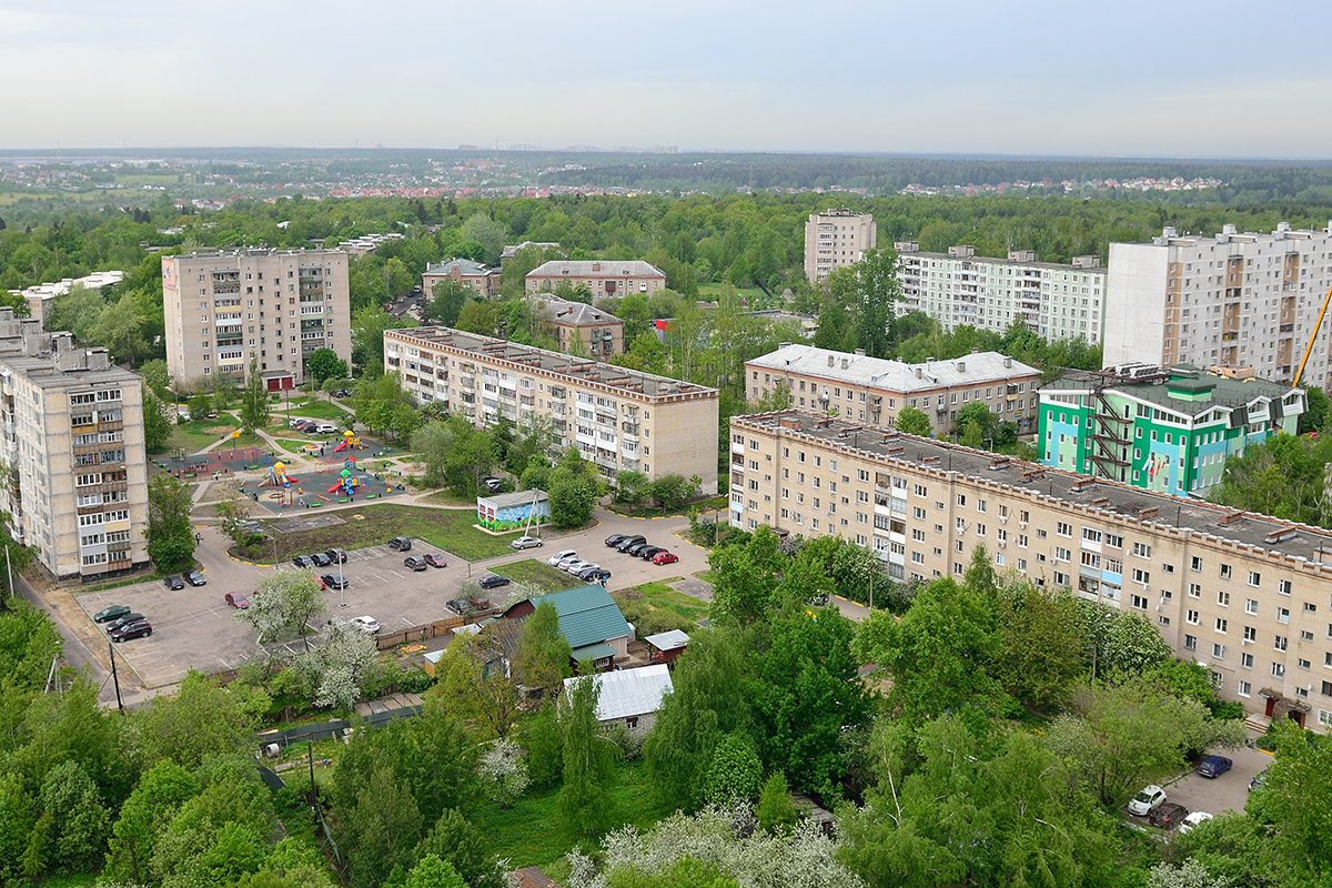 Сто бесполезных писем Собянину. Как столичное благоустройство добралось до  Новой Москвы, а ему оказались не рады – МБХ медиа