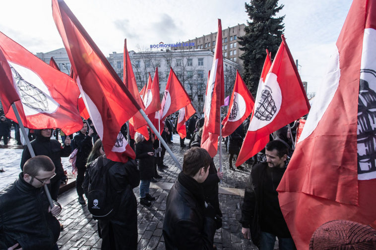 Активисты «Другой России» на митинге в Москве. Фото: Юрий Белят / «МБХ Медиа»
