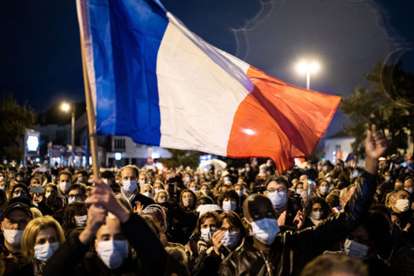 Франция хочет выслать в Россию «исламистов». Так ли это просто?