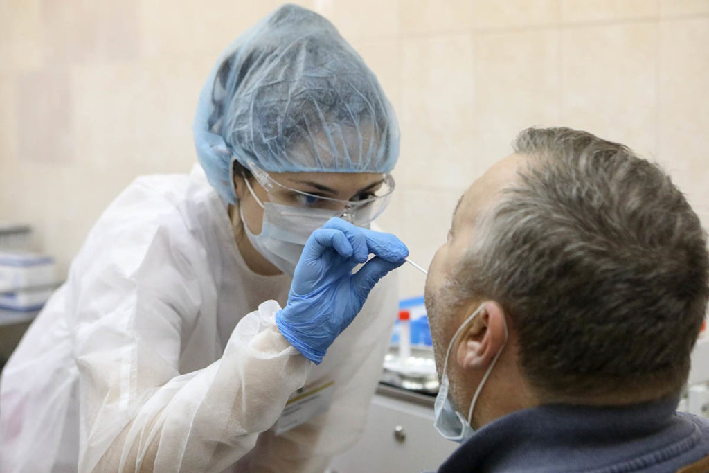 Тестирование на коронавирус методом ПЦР. Фото: Андрей Никеричев / Агентство «Москва»