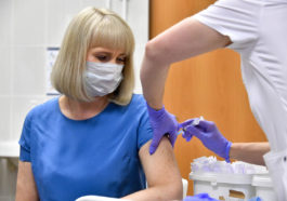 Вакцинация от коронавируса в Москве