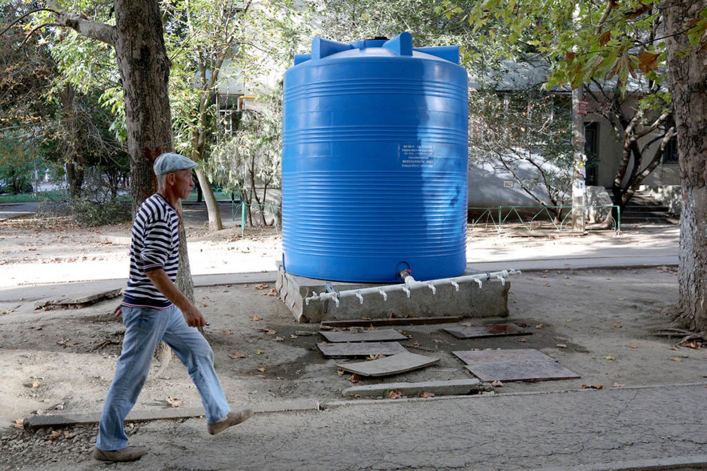 Проблемы с подачей воды в Крыму