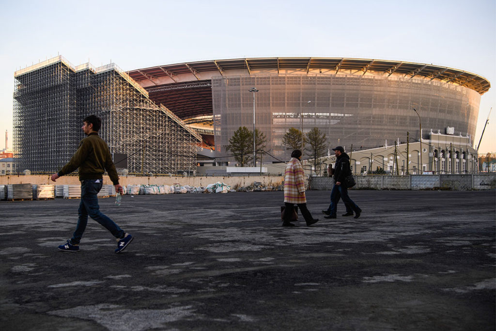 Строительство стадиона "Екатеринбург Арена" для проведения матчей чемпионата мира по футболу FIFA 2018 года