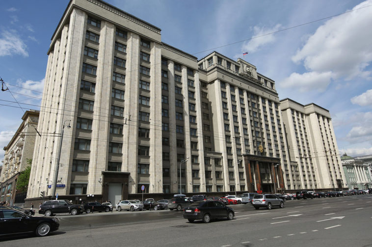 Здание Государственной думы в Москве