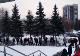 Акция протеста у мэрии в Новокузнецке