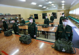 Работа сборного призывного пункта военного комиссариата Москвы