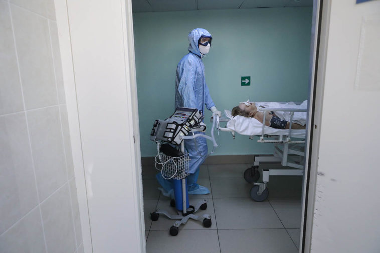 В России выявили рекордные случая заражения коронавирусом за сутки