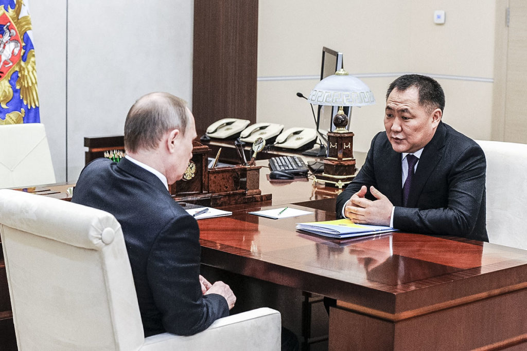 Глава Республики Тува Шолбан Кара-оол на встрече с Владимиром Путиным