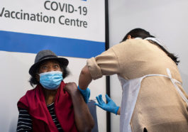 Старт начала вакцинации от коронавируса в Лондоне