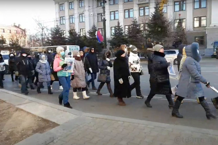 На очередную акцию в поддержку Фургала в Хабаровске вышли около 80 человек