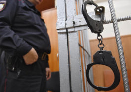 В Челябинске чиновницу Минздрава задержали при получении взятки в 500 тысяч рублей