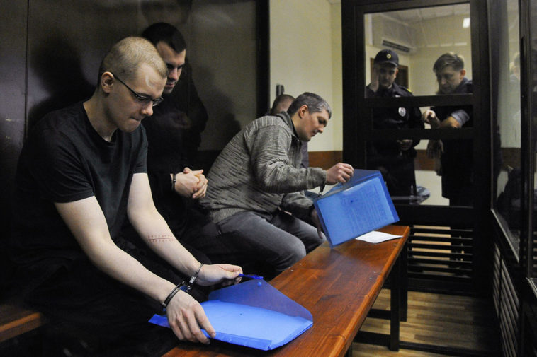 Заседание по делу участников движения «Новое величие» в Люблинском районном суде Москвы