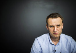 «Столыпинский галстук» вместо «зубатовщины». Готов ли Навальный к новым правилам игры?