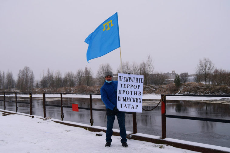 Акция «Стратегии-18» в поддержку крымских татар