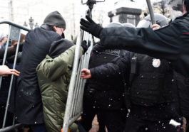 Столкновение участников митинга и полиции 23 января на Пушкинской площади
