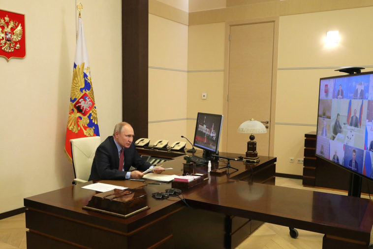 Владимир Путин выразил недовольство по поводу цен на жилье