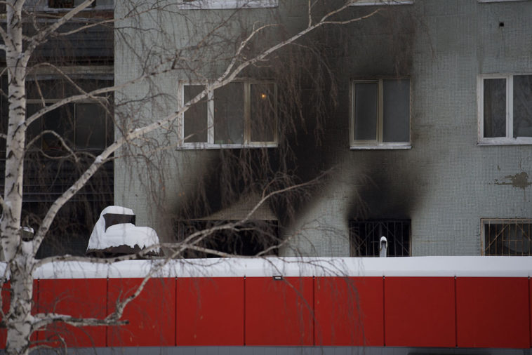 Последствия пожара в доме на улице Рассветная в Екатеринбурге