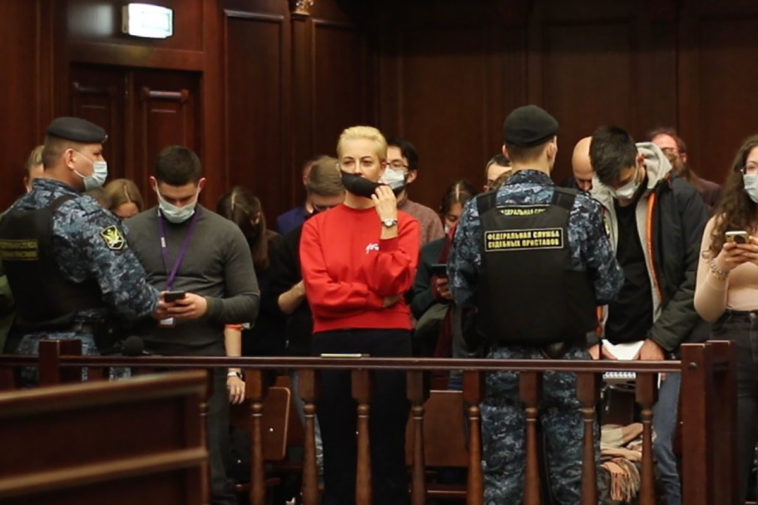 Юлия Навальная во время оглашения решения суда Алексею Навальному