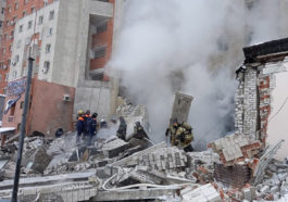На месте взрыва газа на цокольном этаже девятиэтажного жилого дома на Мещерском бульваре Канавинского района