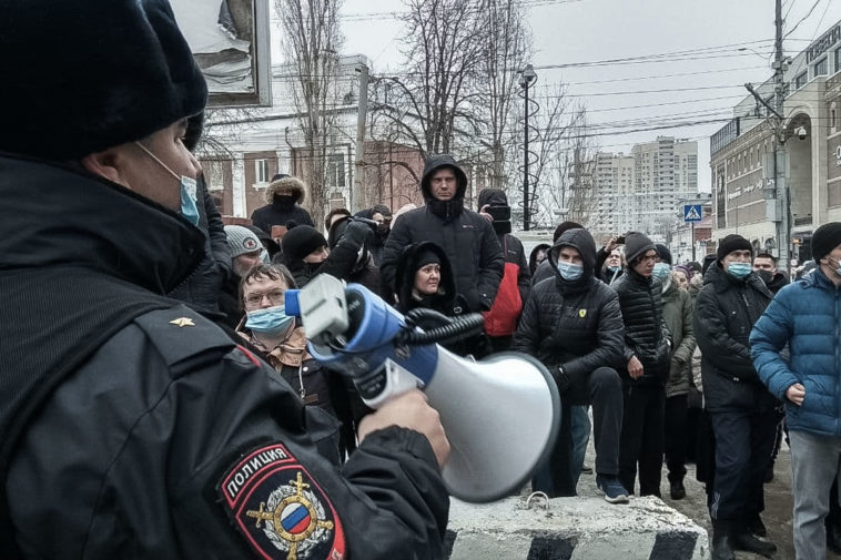 Акция в Саратове. Фото: «Волга.МБХ медиа»