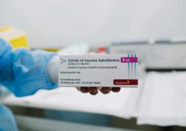 Вакцина от COVID-19 AstraZeneca