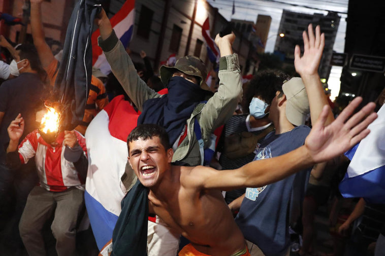Протесты в Парагвае
