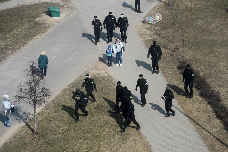 Задержания журналистов и новое уголовное дело. Как прошла акция протеста в Белоруссии 27 март