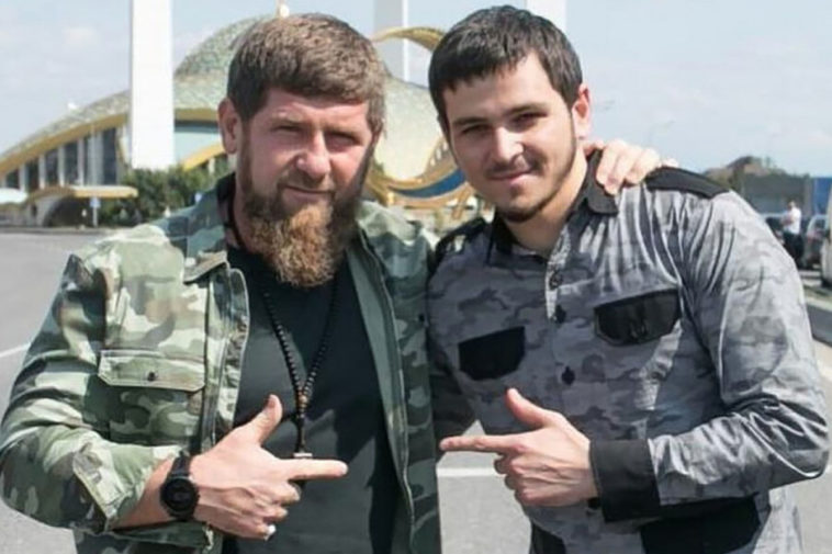 Рамзан Кадыров и Хас-Магомед Кадыров (слева направо)