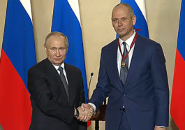 лава «Мостотреста» Леонид Рыженькин с Владимиром Путиным