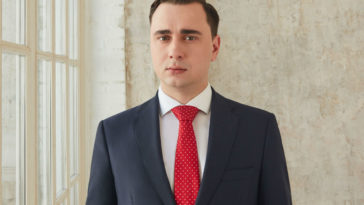 Иван Жданов