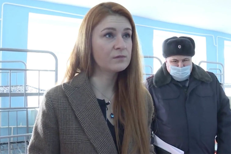 RT опубликовал видео после поездки Бутиной в колонию к Навальному. Самого политика в кадре почти нет
