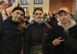 Рэперы Влади, Face и Oxxxymiron вышли на акцию протеста в Москве