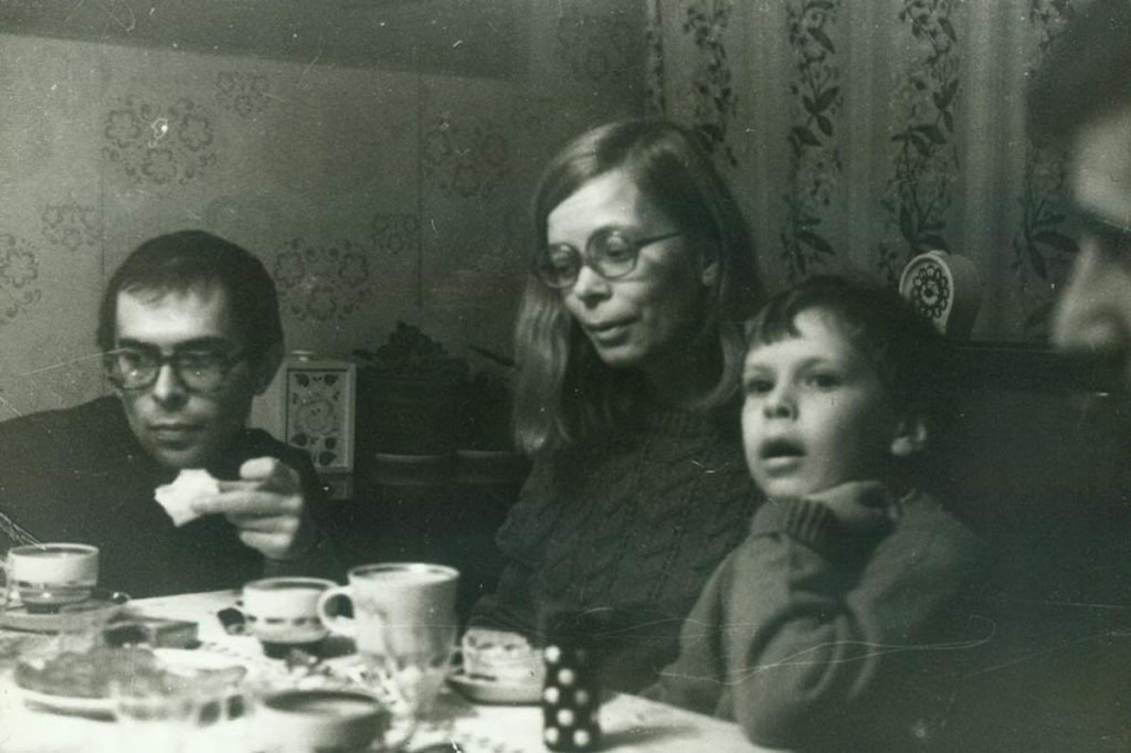 Валерий Абрамкин с семьей