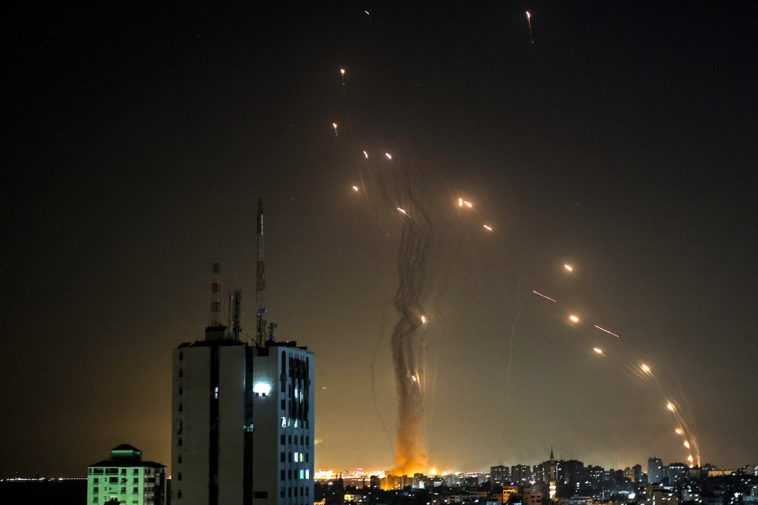 Палестинская ракета, перехваченная израильской системой "Железный купол"