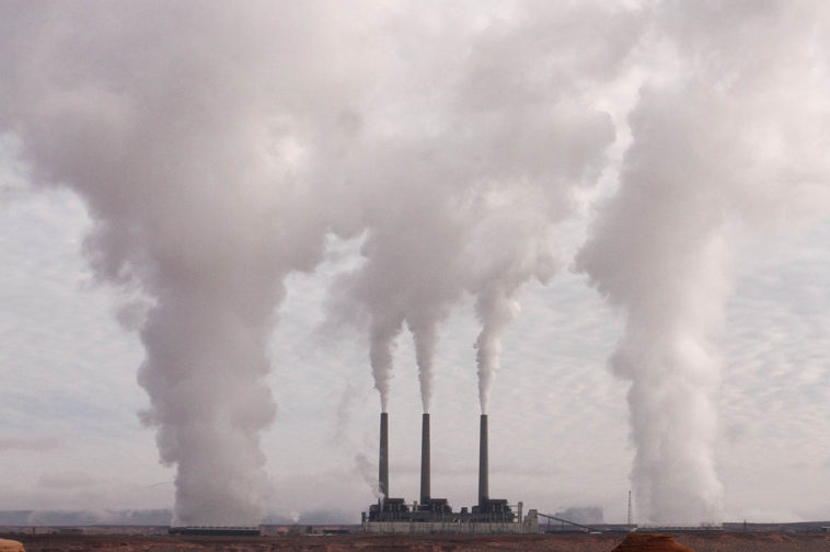 Квоты на выбросы и финансовая ответственность промышленников
