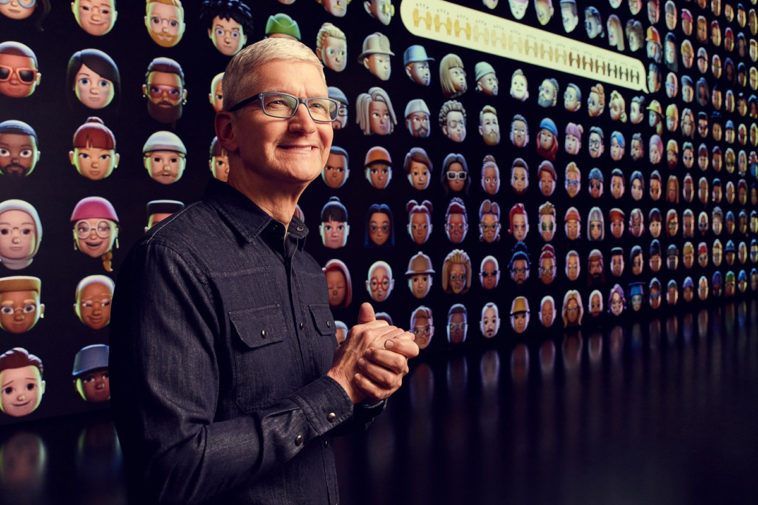 Генеральный директор Apple Тим Кук на WWDC 2021