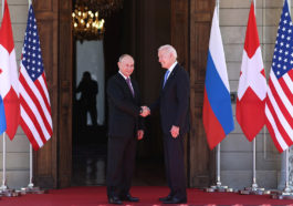 Владимир Путин и Джо Байден перед началом российско-американских переговоров в Женеве