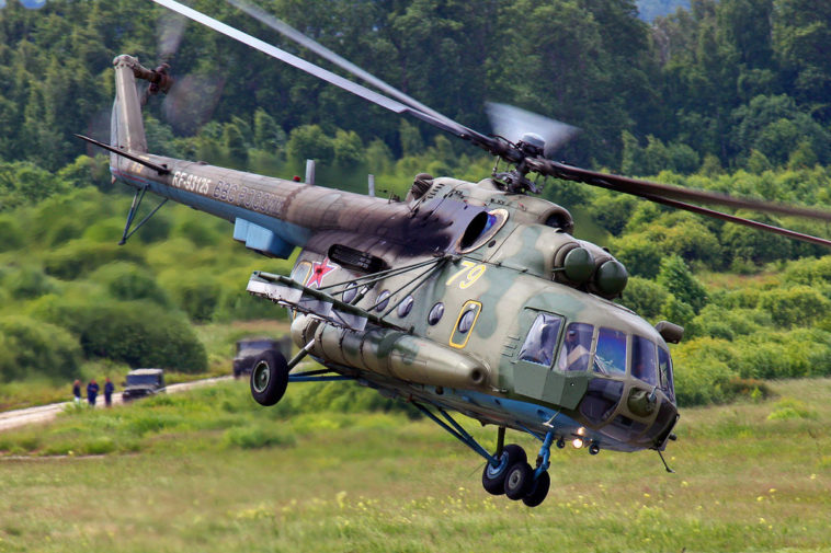 Военный вертолет МИ-8