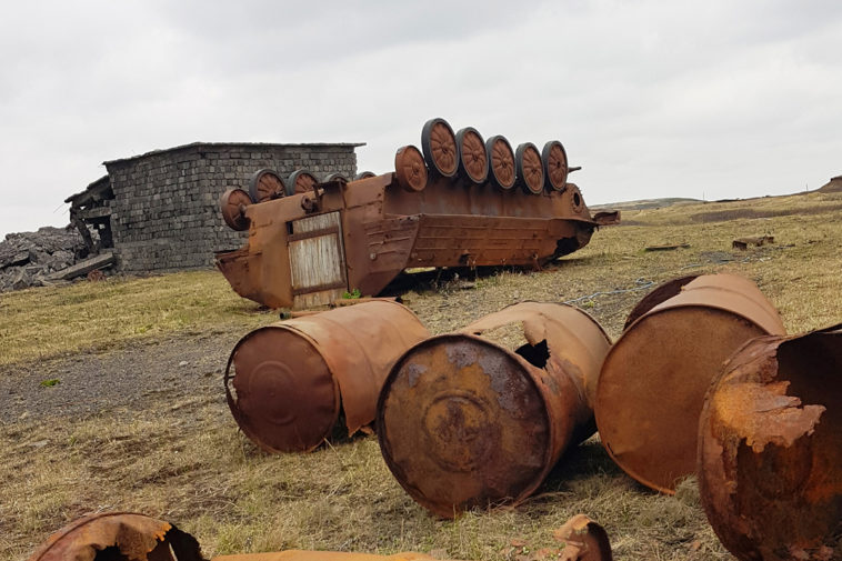 останки танков на Курилах